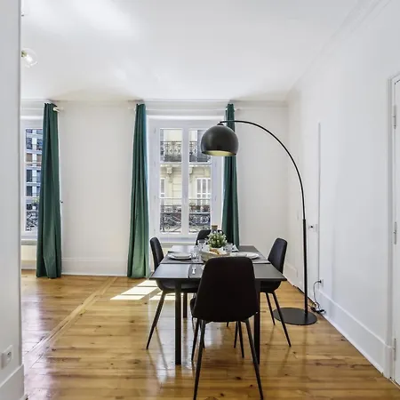 Eiffel Tower & Trocadero - 1br - Cityapartmentstay